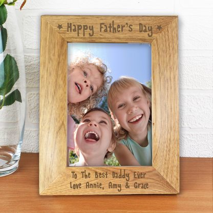 Personalised 7x5 Happy Fathers Day Wooden Photo Frame