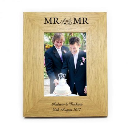Personalised Oak Finish 6x4 Mr & Mr Photo Frame